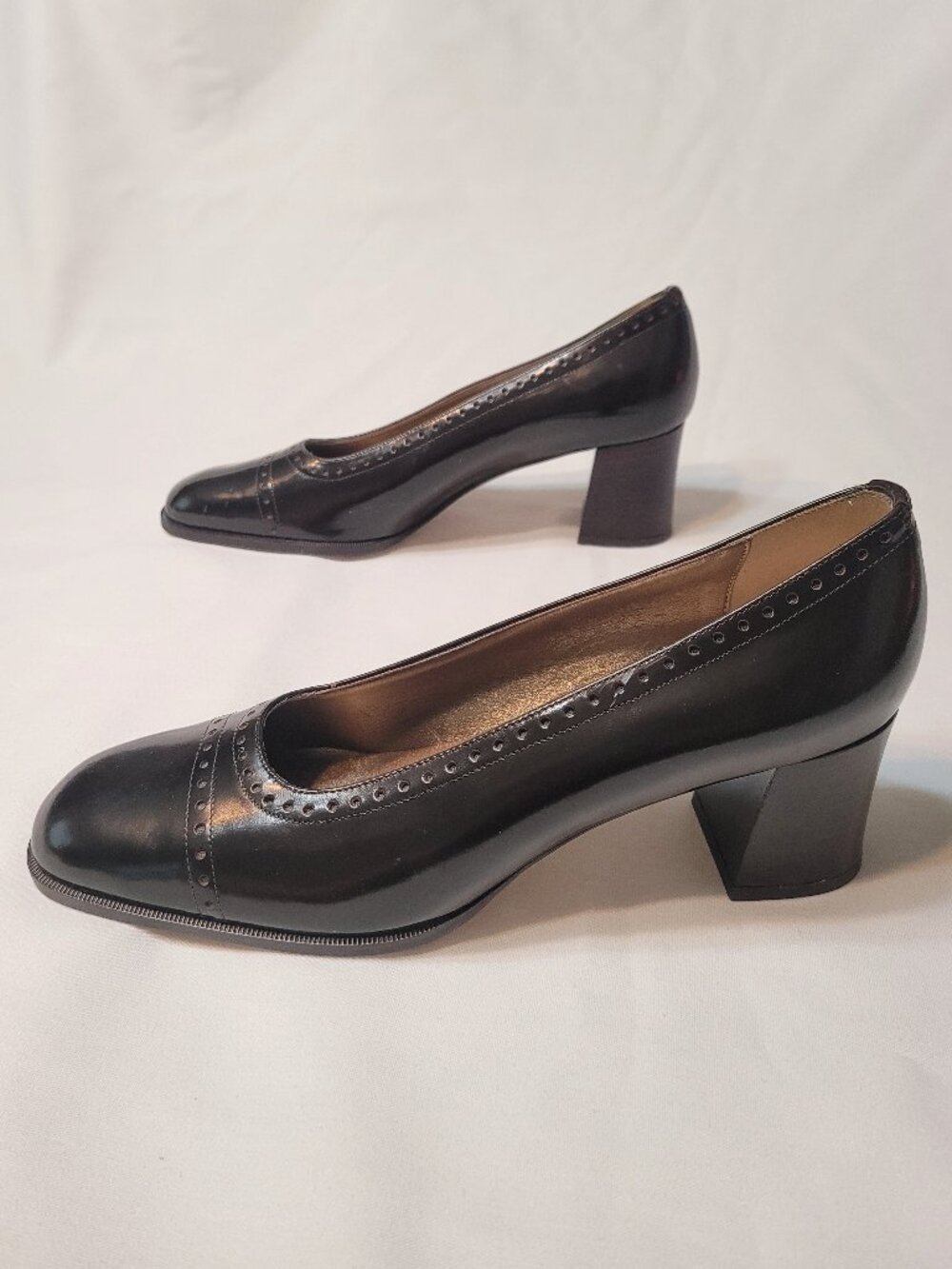 Carlos Alberto Italy Vintage Brown Leather Square Toe Block Heel Pump Size 9 M